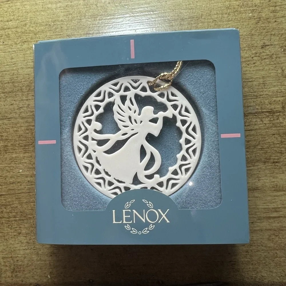 Vintage Lenox Ivory Porcelain Angel Ornament Yuletide Collection New‎ in Box